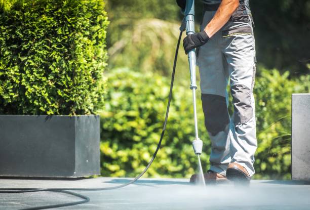 Best Restaurant Pressure Washing  in Fontana, CA
